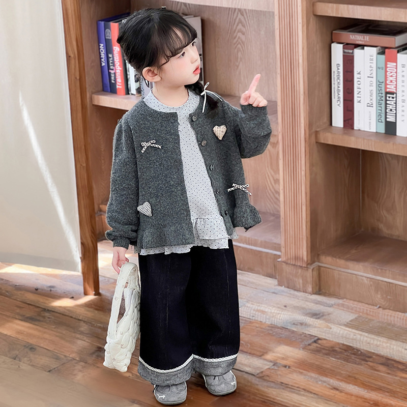 女童秋套装2025新款女宝宝网红炸街针织毛衣洋气儿童春秋款三件套|undefined