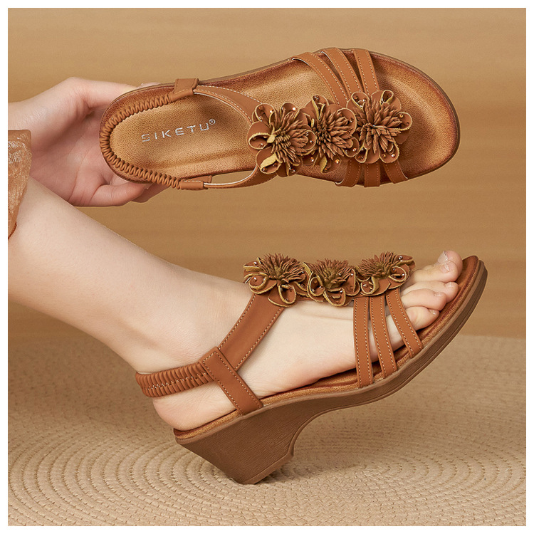 Sandal nữ quai mảnh họa tiết hoa đế xuồng cao gót 9 cm — màu nâu, màu đen, màu mơ chi tiết 12