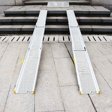 �o�ϵK������s݆�ο��{̨�A����냺܇�X�Ͻ��µ�б�°�������