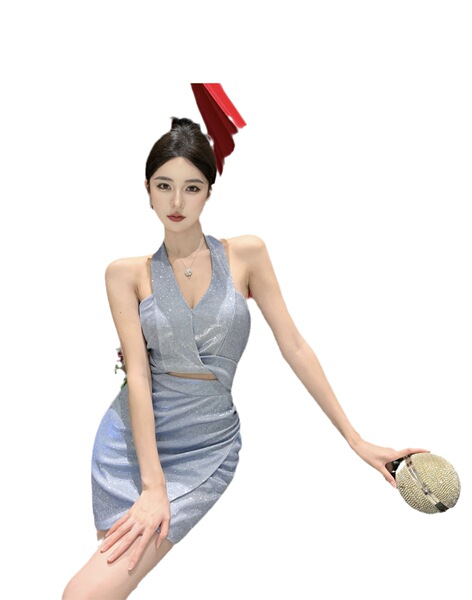 V-neck glittering, royal sister hanging neck, backless design, sense of dress, dazzling belly, nightclub short