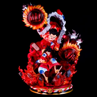 Фигурка Луффи в форме четвёртого гира из One Piece в коробке