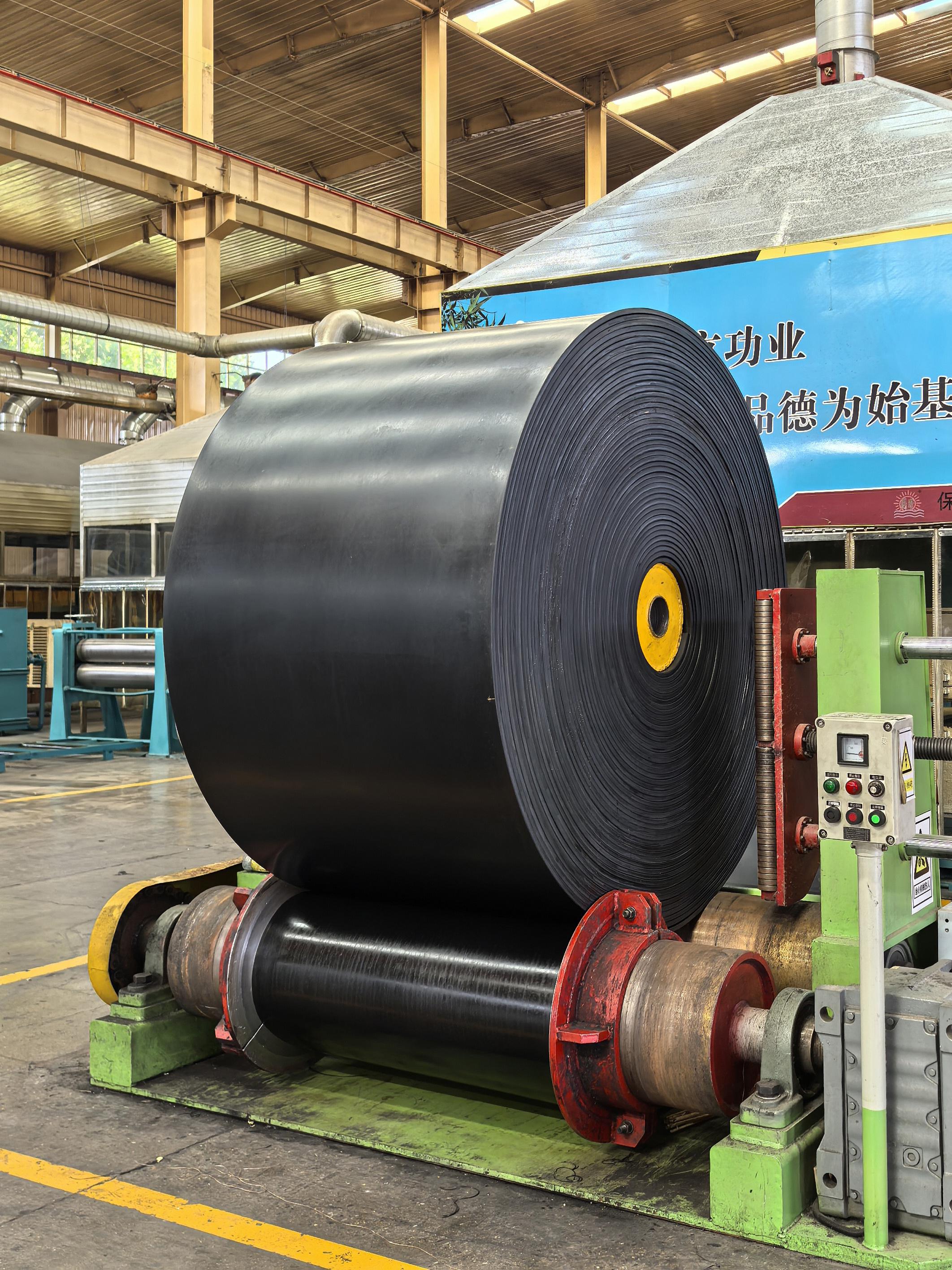 橡胶输送带传送带环形皮带耐磨尼龙传输带耐高温裙边花纹EP输送带