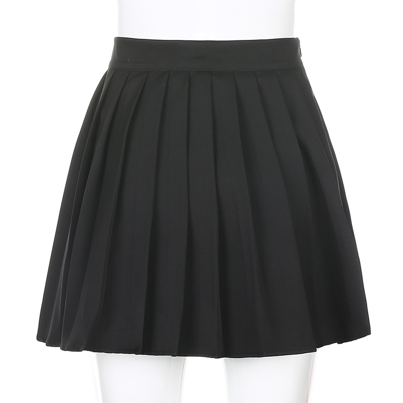 Dames plooirok met letterborduursel voor streetstyle_voghion.com