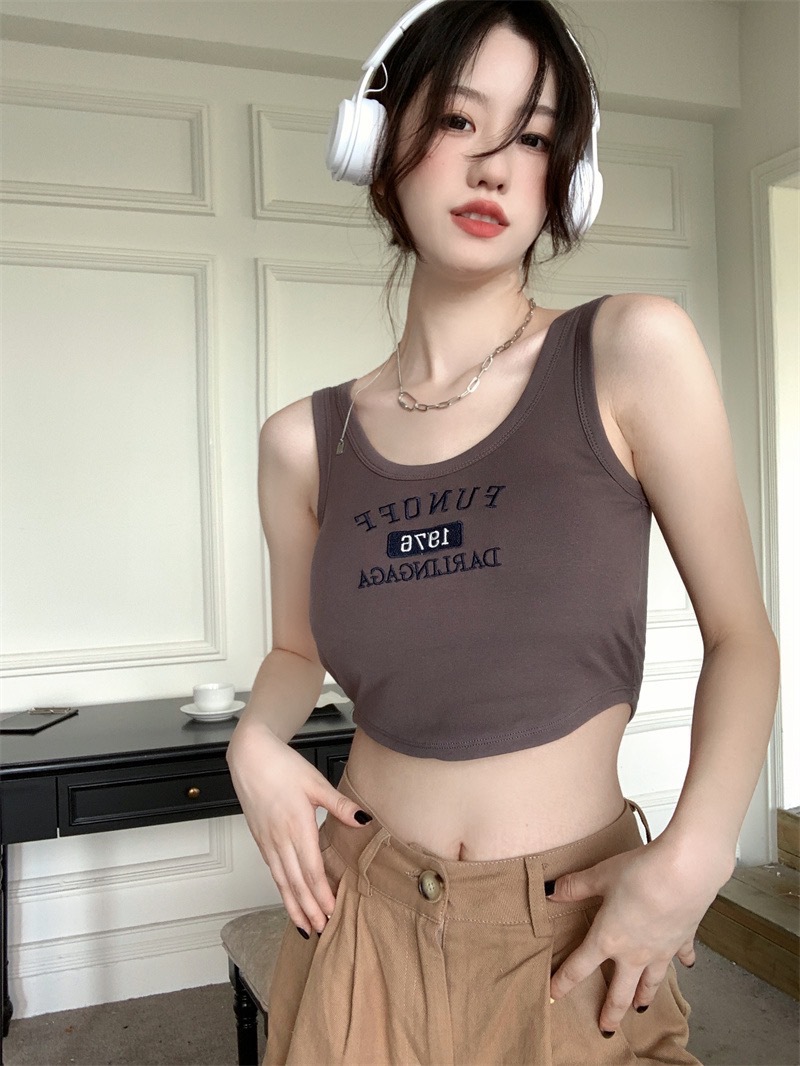 1976 chaleco deportivo bordado con almohadilla en el pecho desgaste exterior de las mujeres Delgado bottoming correa corta chica caliente todo-fósforo superior verano