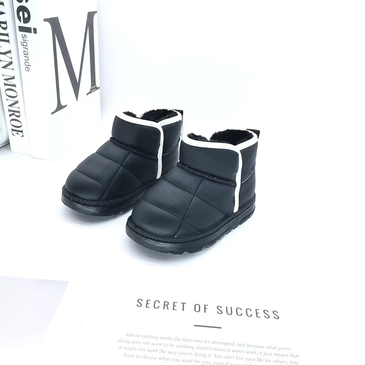 2025 invierno nuevo niño corto algodón casual corto invierno nuevo niño corto algodón casual botas cortas