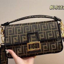 F�ҽ����ϻ���������������Ůʿ�μ�б����͹Ű����ϼҰ������