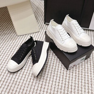 ����26PӢ���L�ڰ�������pc����ЬС���L�͹�ƴ�����e�\�Ӱ�Ь
