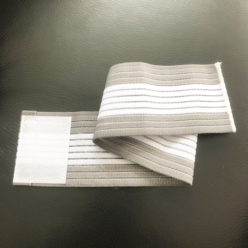 회색 클립 흰색 한 팩