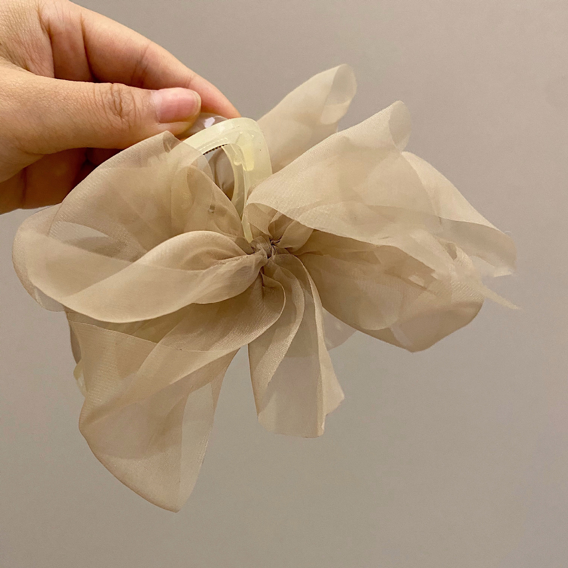 Pince à cheveux de voyage de style féerique, pince à cheveux avec nœud en fil, pince à requin, grande poignée, nouveau style, affichage de cheveux, pince à cheveux, accessoires pour cheveux de princesse, couvre-chef_voghion.com