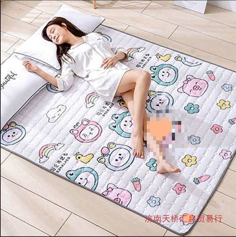 The Mat Can Be Laid on the Floor for Sleeping, and the Nap Mat Can Be Folded, Washed, and Stored The Mat Can Be Laid on the Floor for Sleeping, and the Nap Mat Can Be Folded, Washed, and Stored