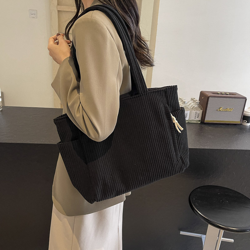 Bolsos de gran capacidad para mujer 2024 nuevo otoño e invierno bolso de compras casual de un solo hombro bolso de pase de alta velocidad