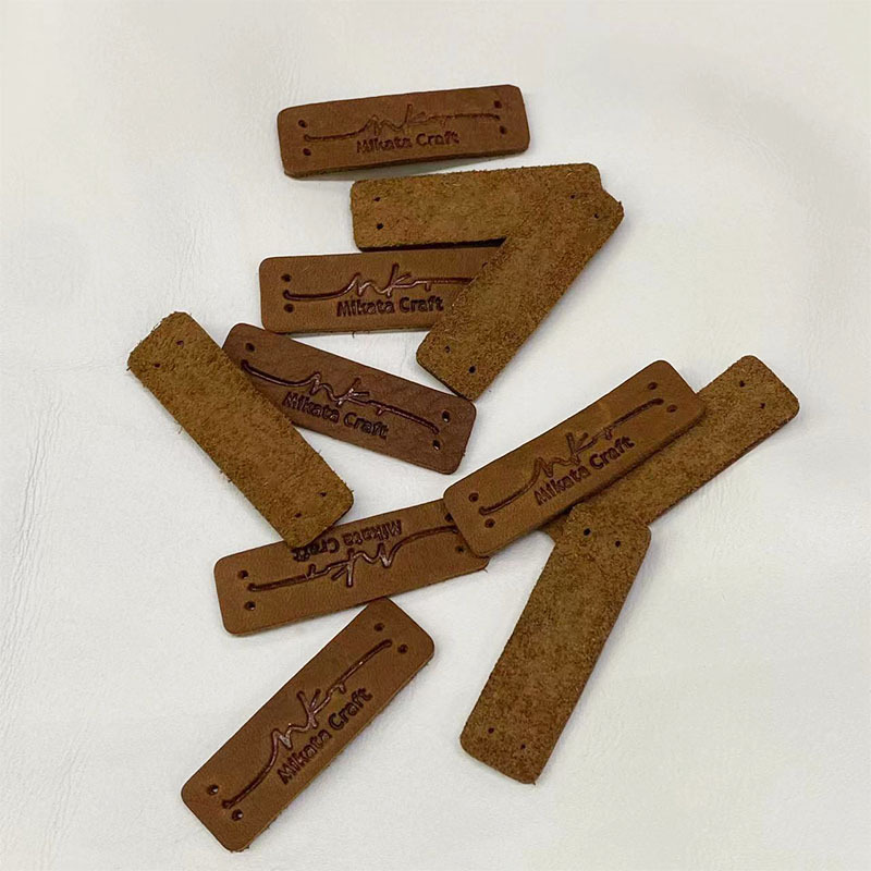 进口牛油2.0厚摔纹压变皮标定作牛皮裁料压字母