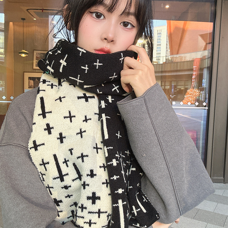 Women's Simple Style Cross Acrylic Imitation Cashmere Scarf display picture 3