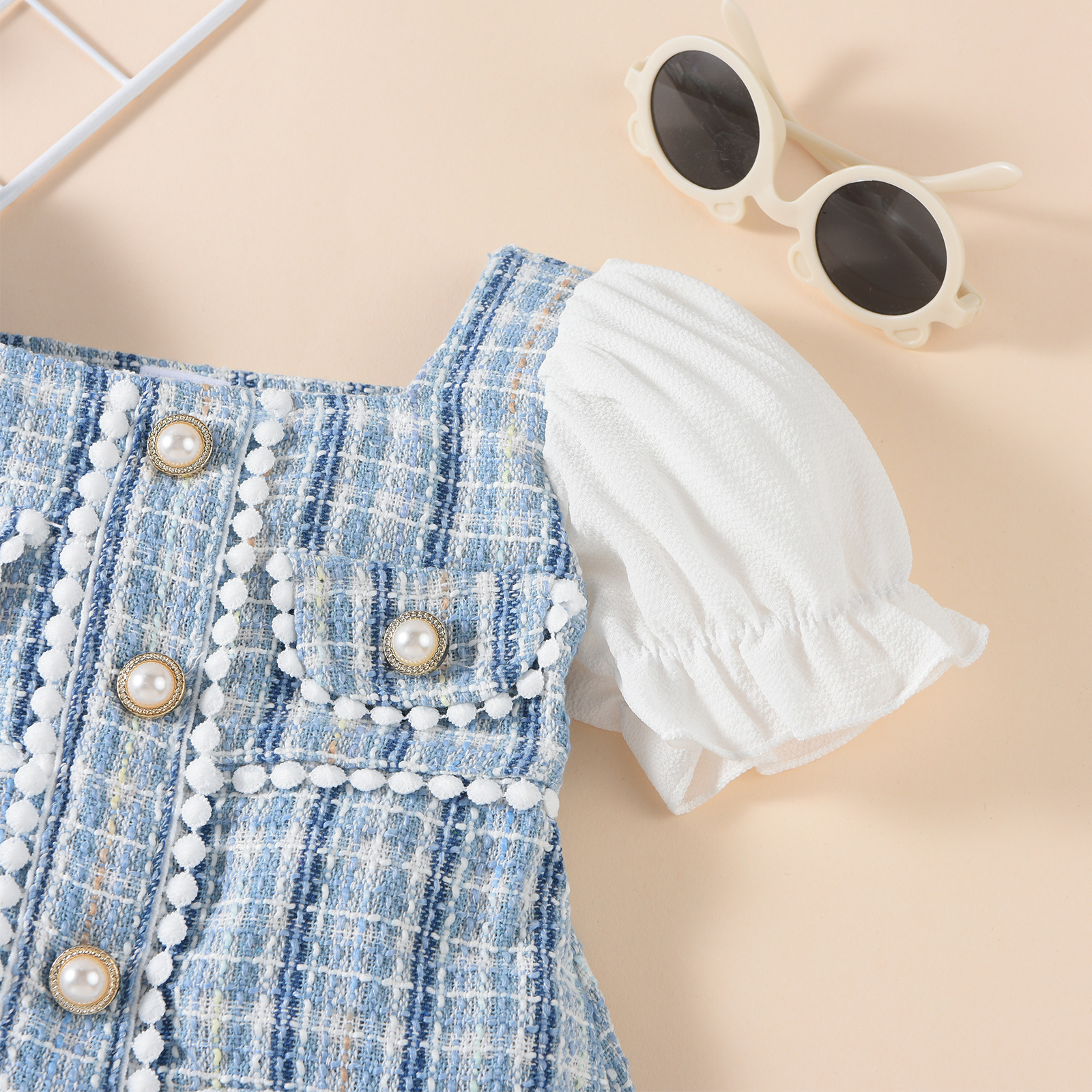 Baoshi dětské oblečení letní horký styl malý voňavý vítr hrubý kostkovaný perlový přezkový dekorace sešité bubliny_voghion.com