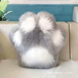 北欧ins可爱猫爪抱枕熊猫爪靠垫沙发靠背家用床头腰靠椅子靠枕