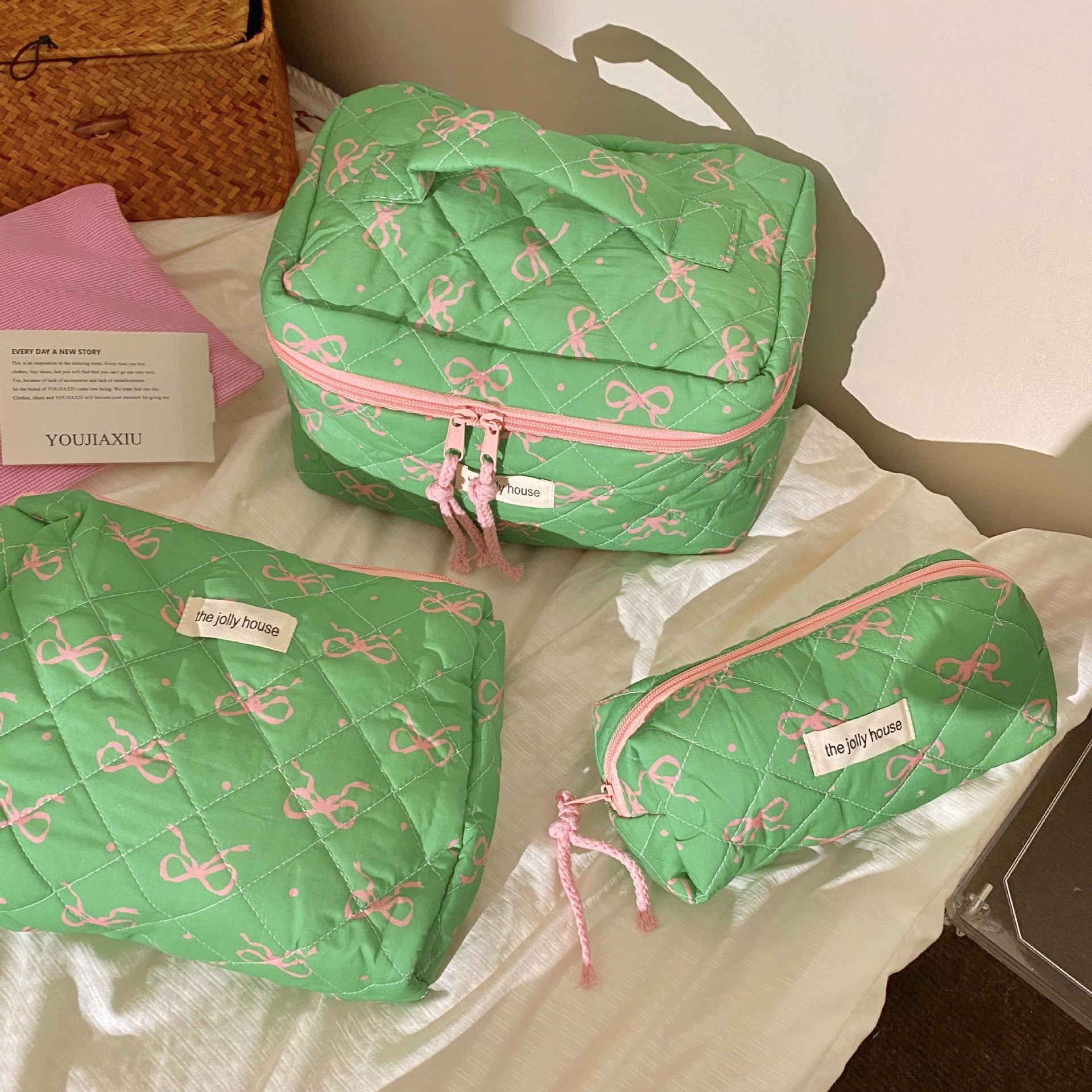 Streetwear Bow Knot Canvas Square Makeup KLEIN bags display picture 5