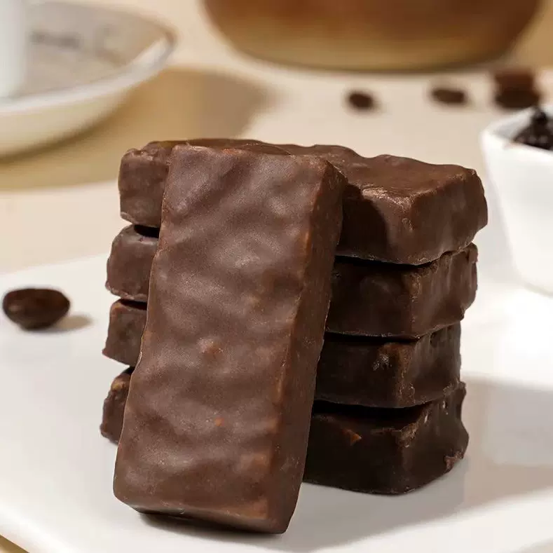 【起店引流】果仁花生夹心巧克力坚果能量棒长条批发年货喜糖糖果