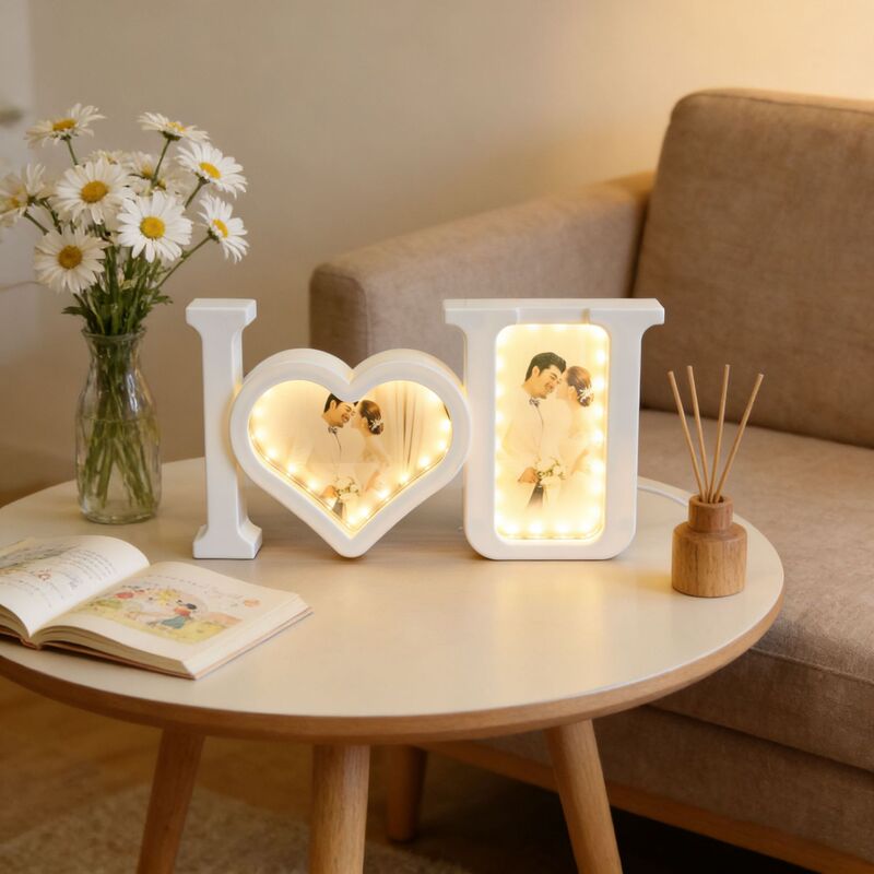 Creative Plastic Photo Frame with Two Frames, Magic Mirror with Light, Night Light, Dual-Use: Turn on the Light for the Photo Frame, Turn Off the Light for the Mirror Creative Plastic Photo Frame with Two Frames, Magic Mirror with Light, Night Light, Dual-Use: Turn on the Light for the Photo Frame, Turn Off the Light for the Mirror