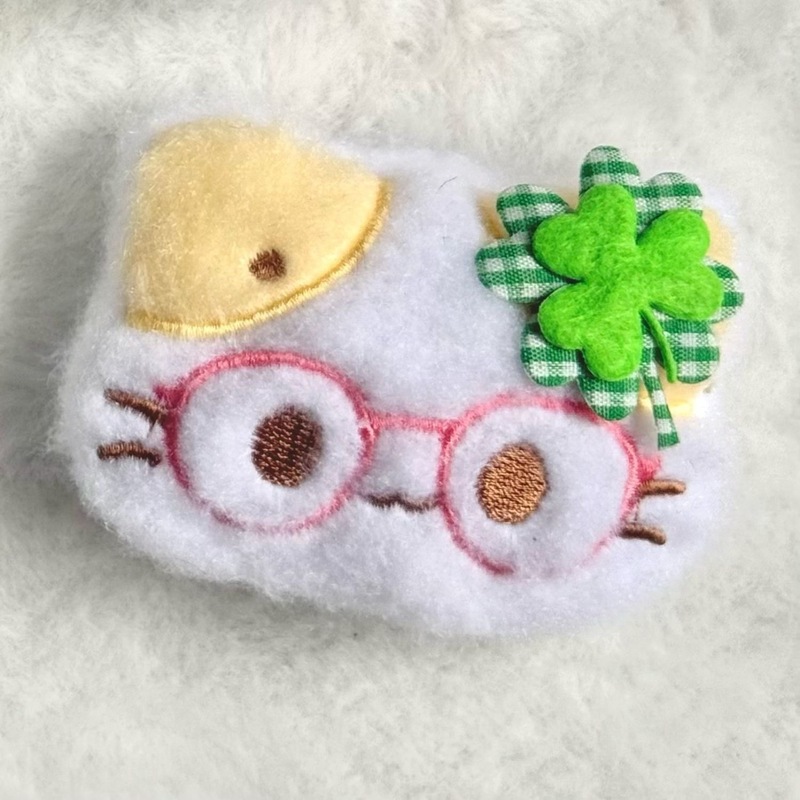 自制棉花猫咪四叶草卡通可爱萌公仔少女心胸针发夹学生钥匙扣礼物|undefined