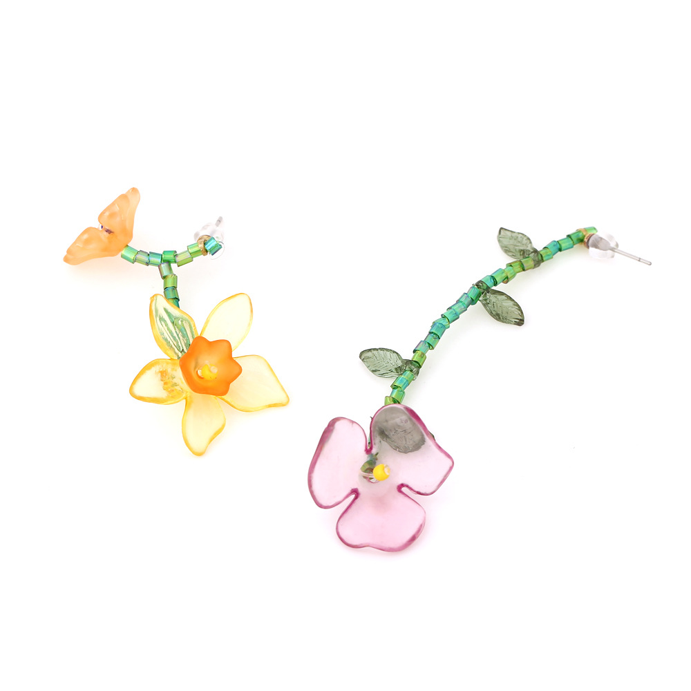 7g Weight 1 Pair Fairy Style Simple Style Asymmetrical Color Block Flower Beaded Glass Ear Studs