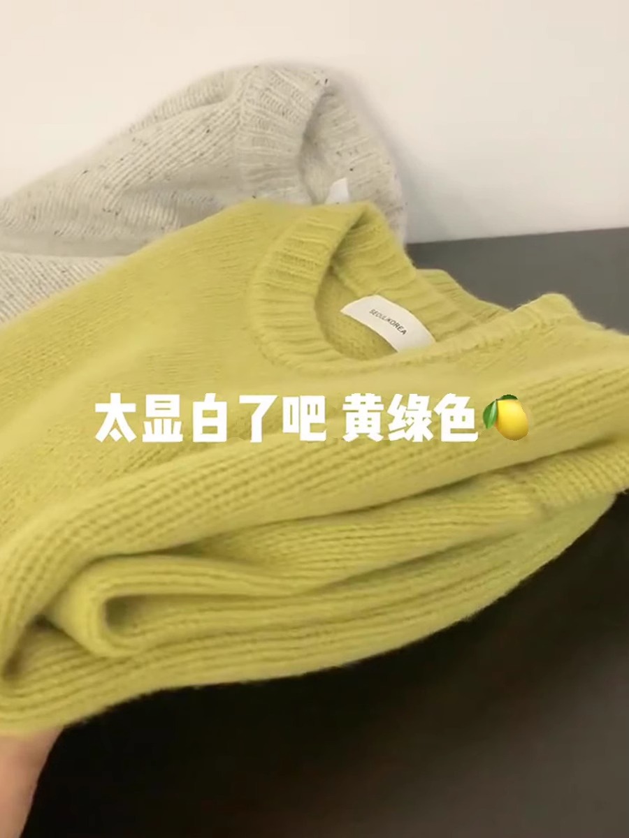綿のカシミヤの優しい怠惰な風の赤いプルオーバーのセーターの女性の秋冬の大衆の高級感の純色の女性のニット