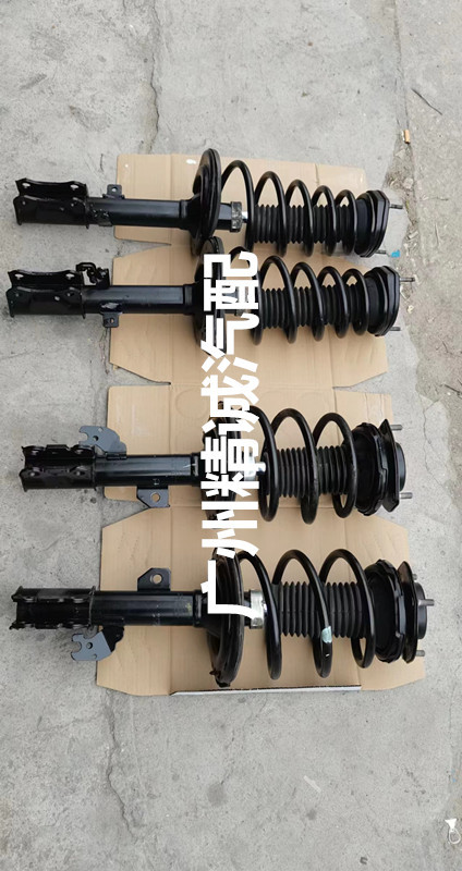 2010年丰田凯美瑞2.4减震器5_副本