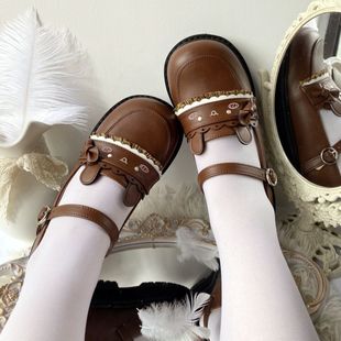 �WԺ�L�ٴ�����ϵjkƴɫ�߸�Ь���A�^�͸�������СƤЬ�F؛