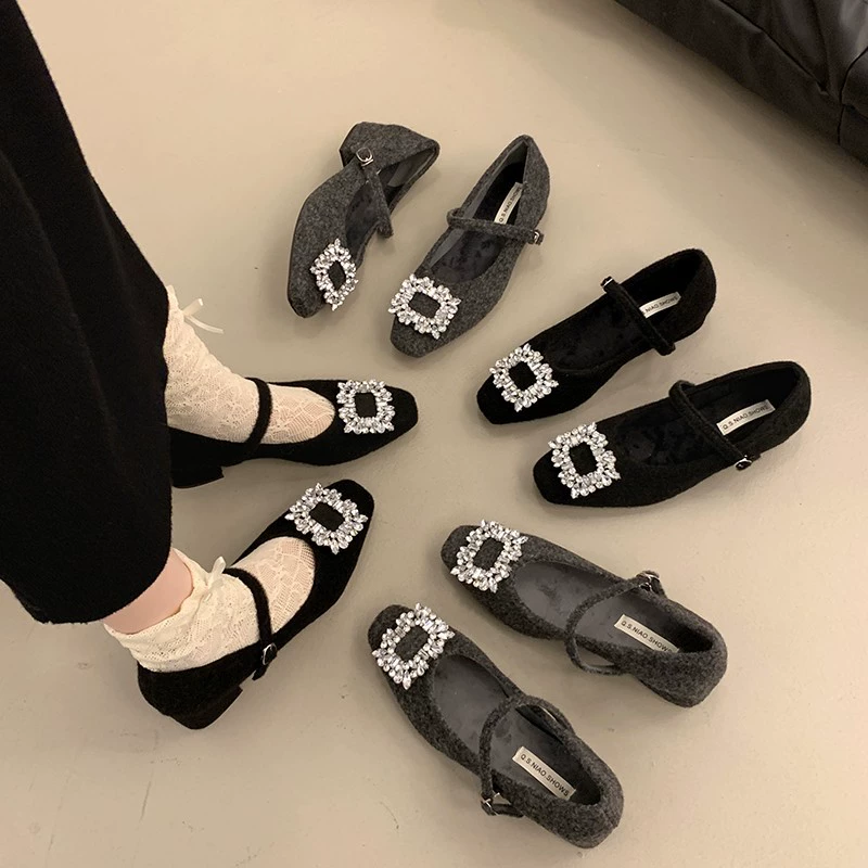 Серые зимние бархатные стразы одиночные туфли корейские хлопчатобумажные туфли теплые шерстяные новые толстые на каблуках