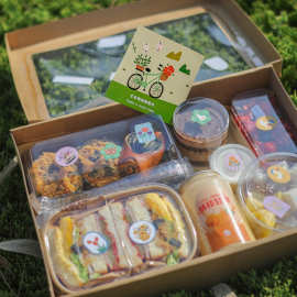 网红春游户外露营野餐盒烘焙蛋糕甜品食物便当打包牛皮纸包装盒子