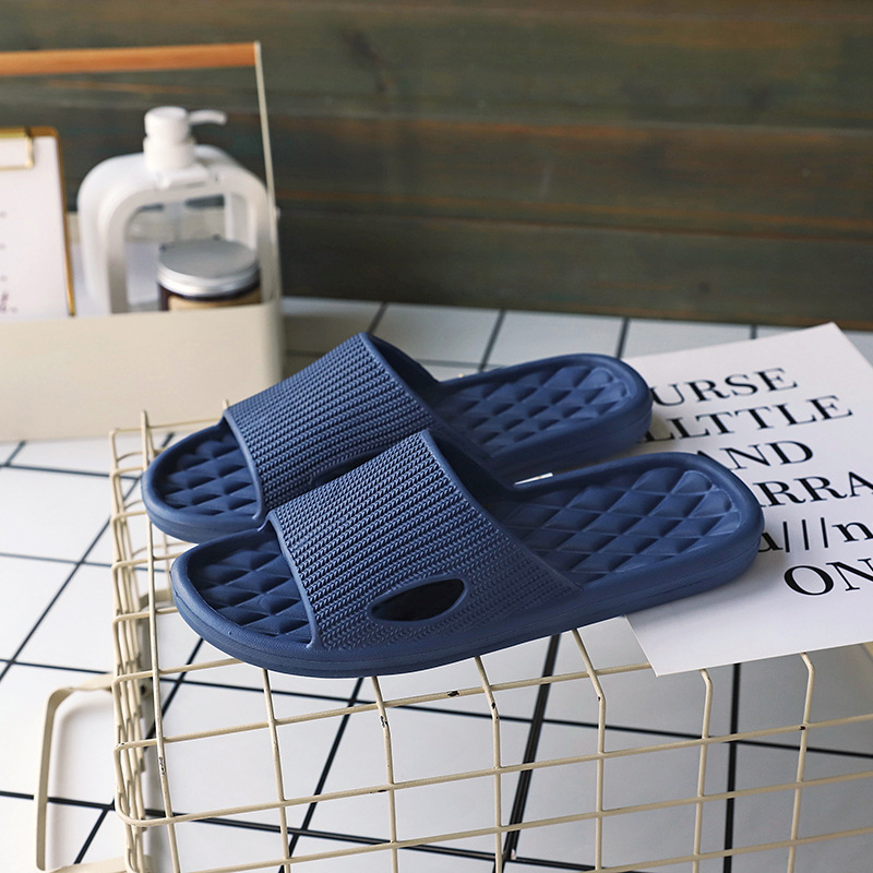 Verano 2022 zapatillas de pareja de las mujeres hogar interior baño Baño antideslizante mudo EVA sandalias inferiores suaves hombres
