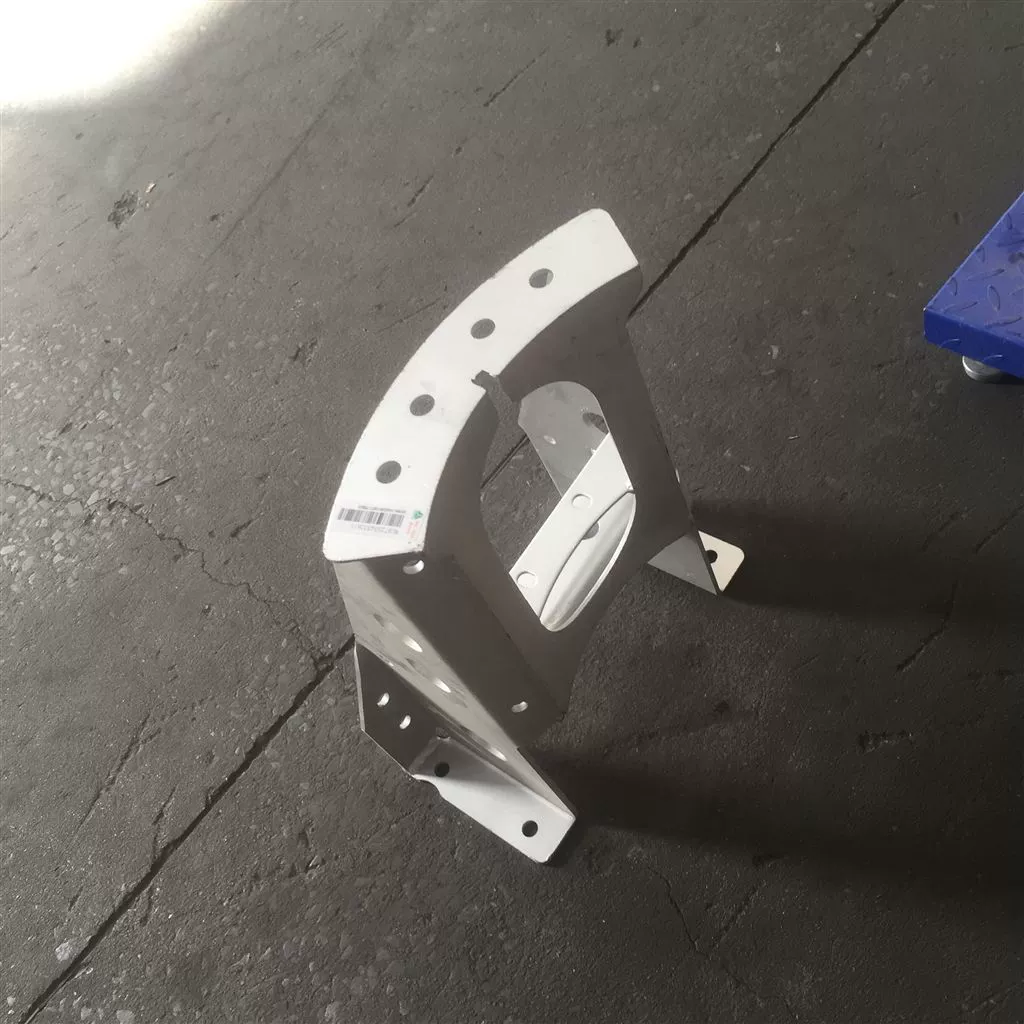 Подходит для SINOTRUK Howo Gladiator Commander, подвеска глушителя WG9725543326