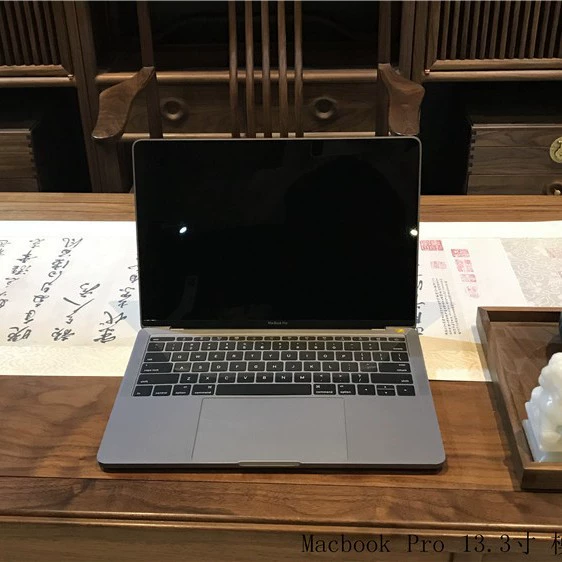 Модель ноутбука (Apple MacBook Pro 13.3) пластиковая копия дисплея, 13.3 дюйма, реалистичный