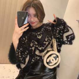 时尚欧货高级感2025新款秋季女装法式设计宽松水貂绒复古套头上衣