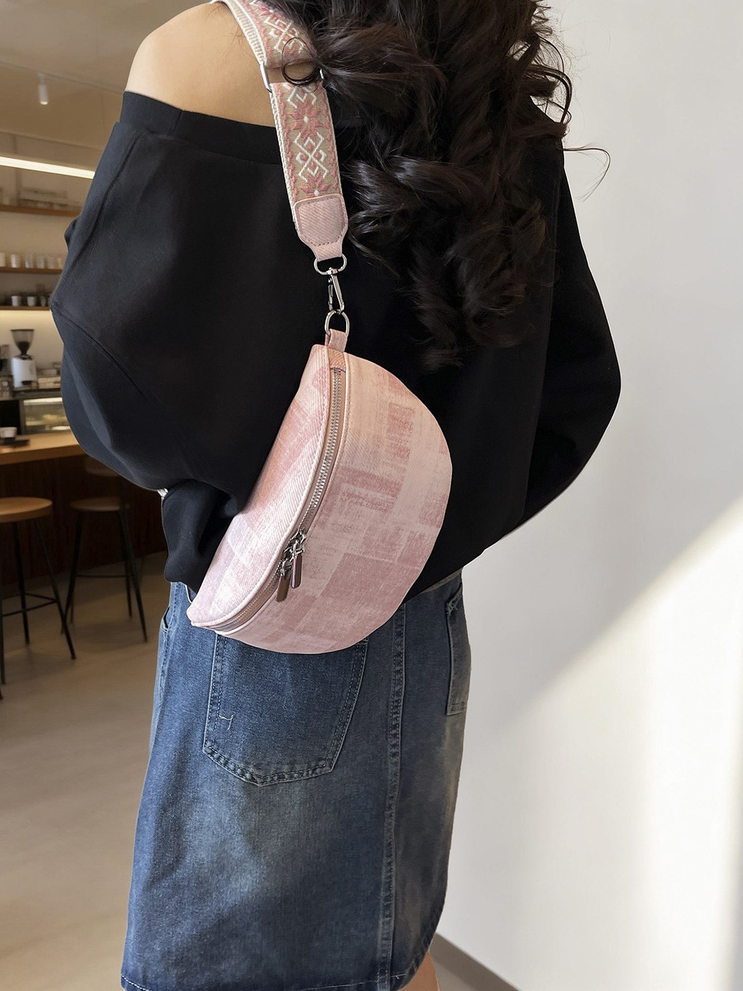 Bolsos de textura alta para mujeres 2026 nueva moda transfronteriza bolso de hombro de tendencia red rojo versátil bolso de pecho de cintura