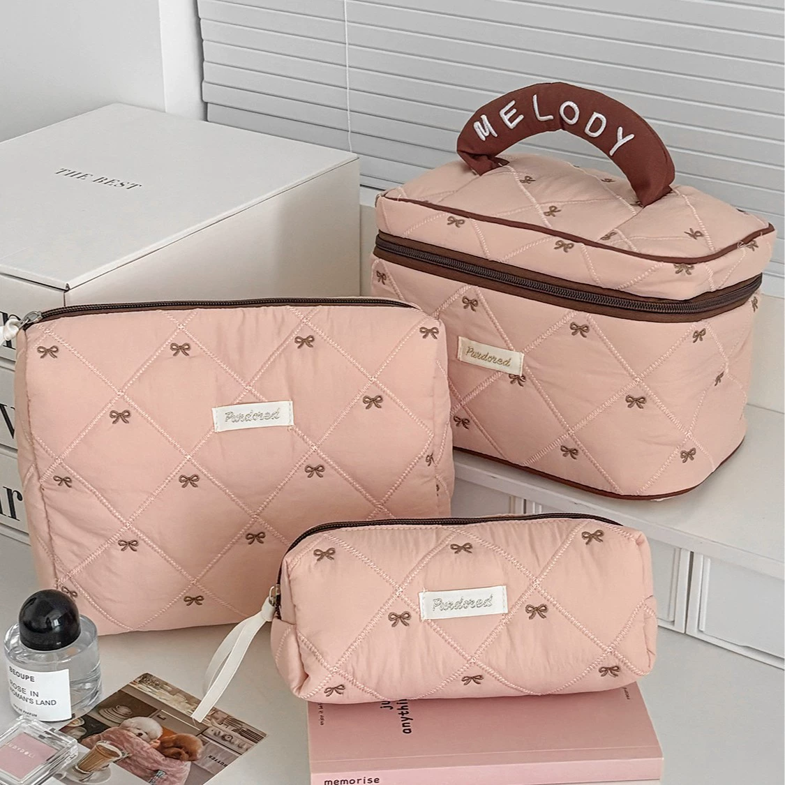 Capacious cosmetic bag with bow, handheld soft organizer bag, flowered