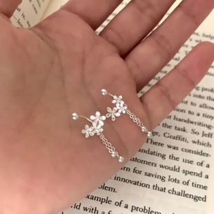 "Ear flower" silver small flower earrings new tassel light luxury high-value one two earrings for women