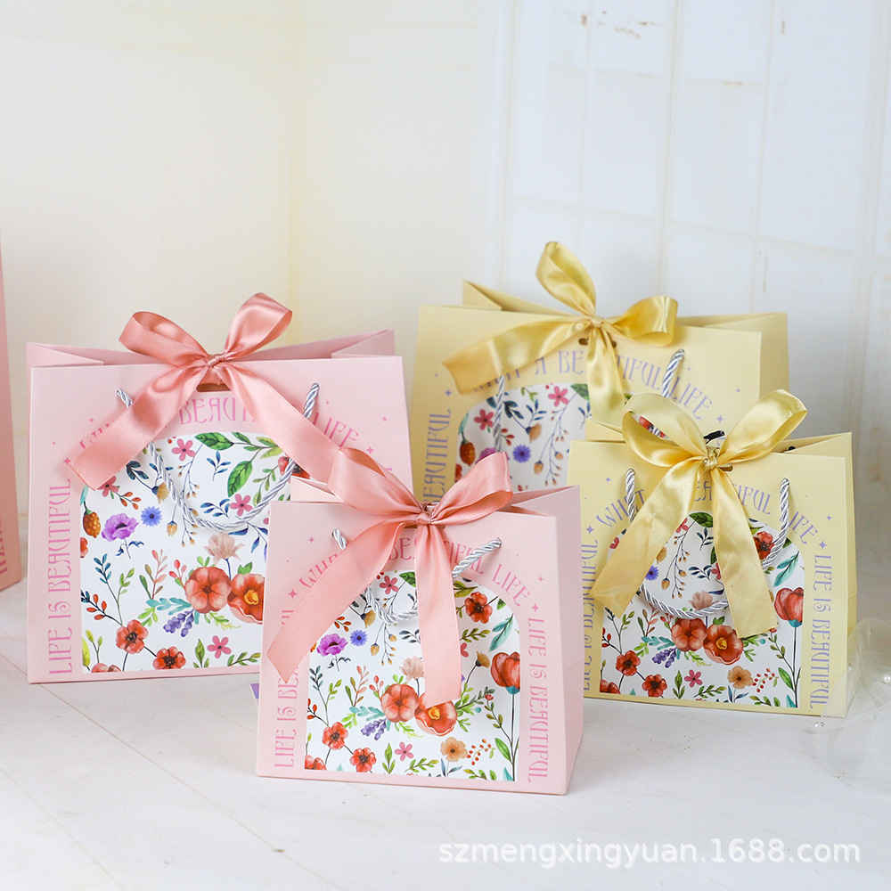 Cumpleaños de lujo ligero Día de la Madre Día de San Valentín bolsas de regalo de estilo pequeño regalo de mano bolsa de papel de mano
