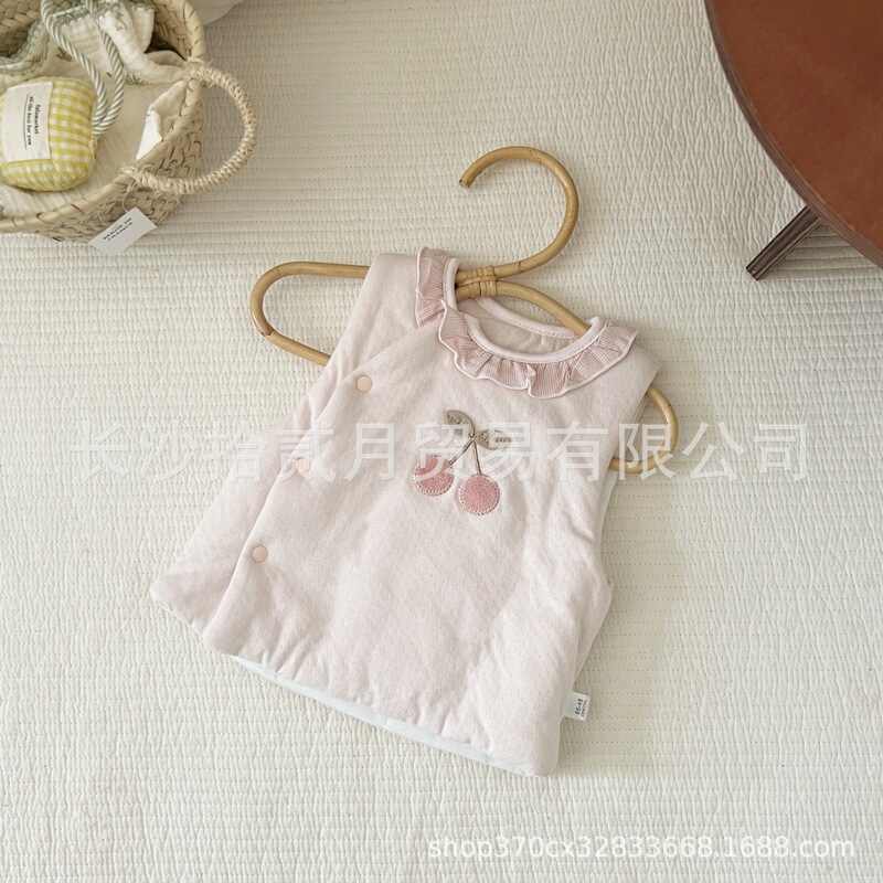 Spring and Autumn Baby Pure Cotton Vest, Class a Newborn Padded Vest, Super Cute Warm Sleeveless Jacket for Baby Girls Spring and Autumn Baby Pure Cotton Vest, Class a Newborn Padded Vest, Super Cute Warm Sleeveless Jacket for Baby Girls