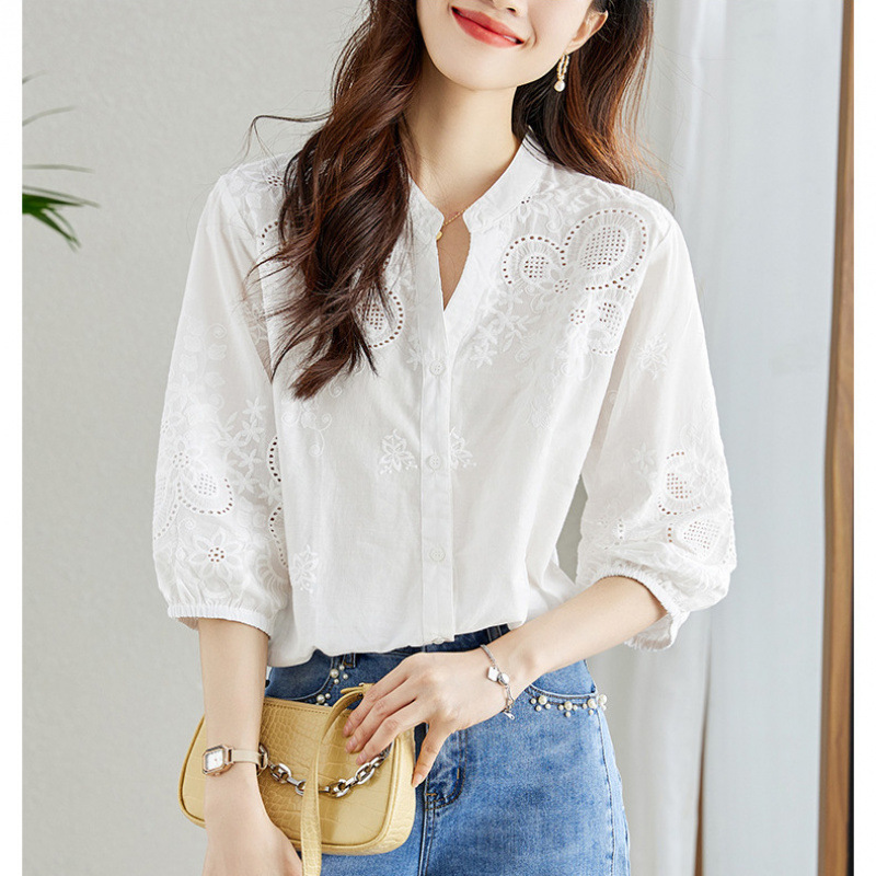 2023 New Summer Shirt Embroidered Flower Cut Out White Shirt Women's Top Loose Slimming Look V-Neck Pure Cotton Top