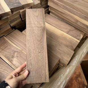 �ں��Ҍ�ľ��ĺ���ľ����  �ں��ҹ�ˇƷ�� �����ں���ľ���L��