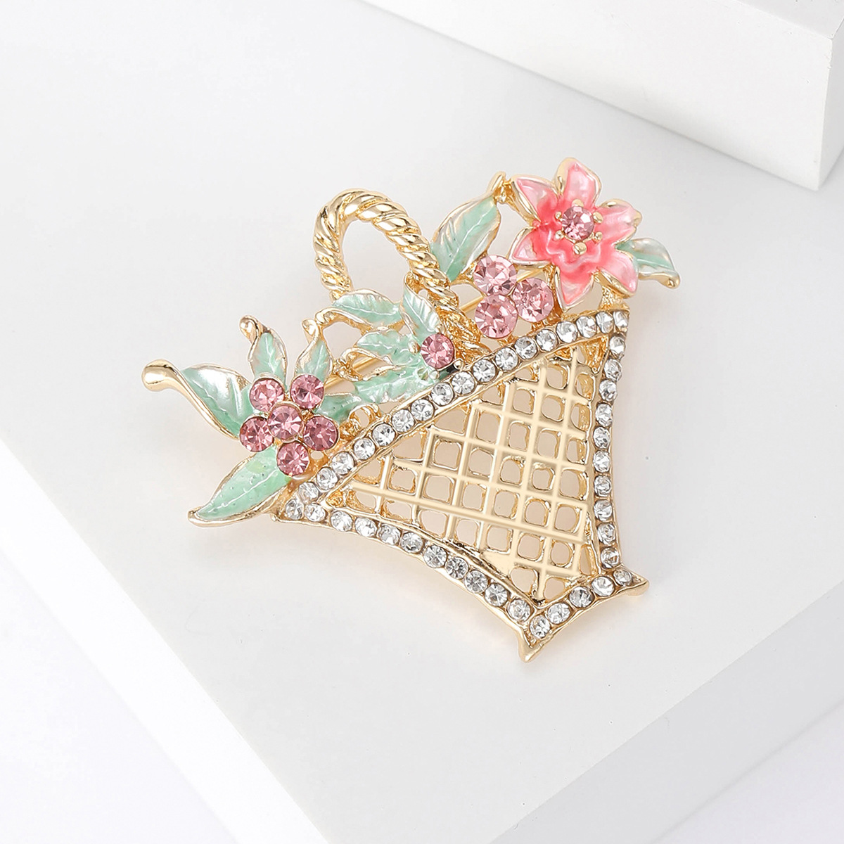 Brooches Classification Banquet, Cocktail Party Occasion Casual Elegant Pin Flower Alloy Zircon Women's Brooches