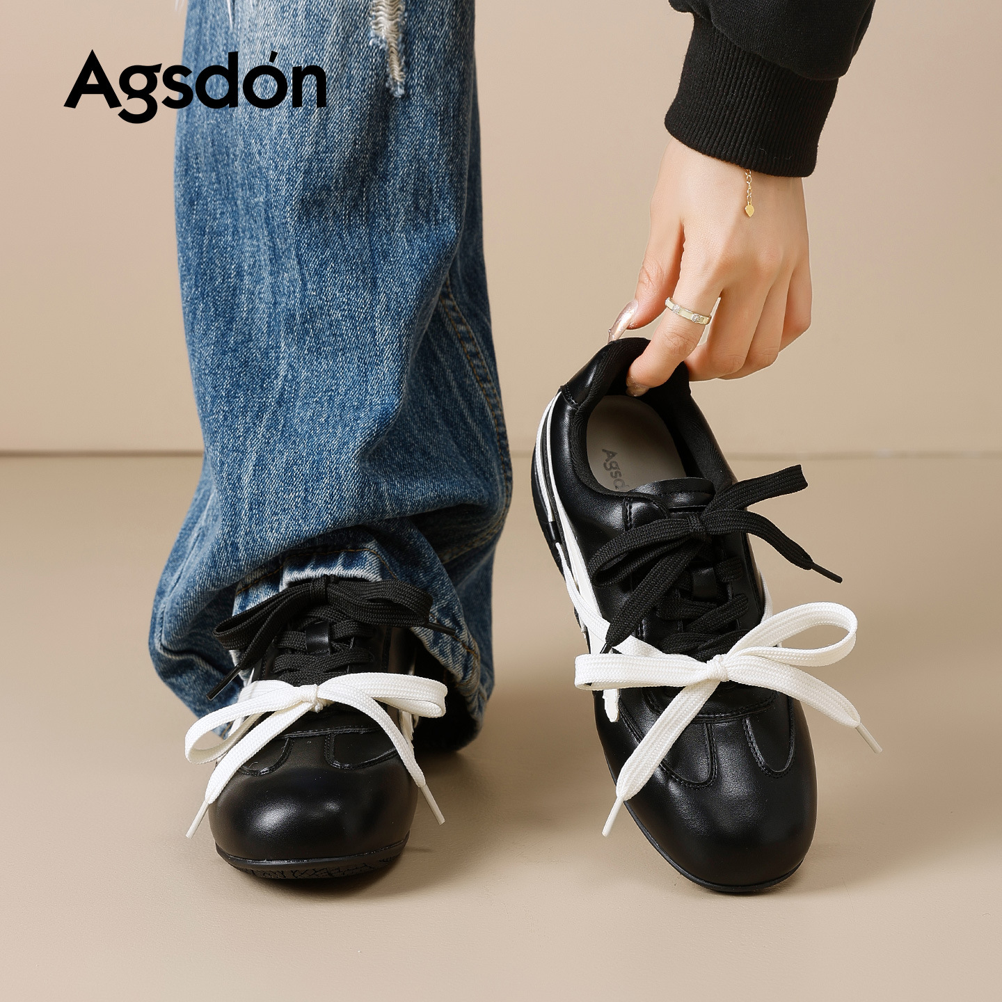 Zapatos de entrenamiento de la mujer 2025 nuevos zapatos de ballet negro de invierno casuales con suela suave