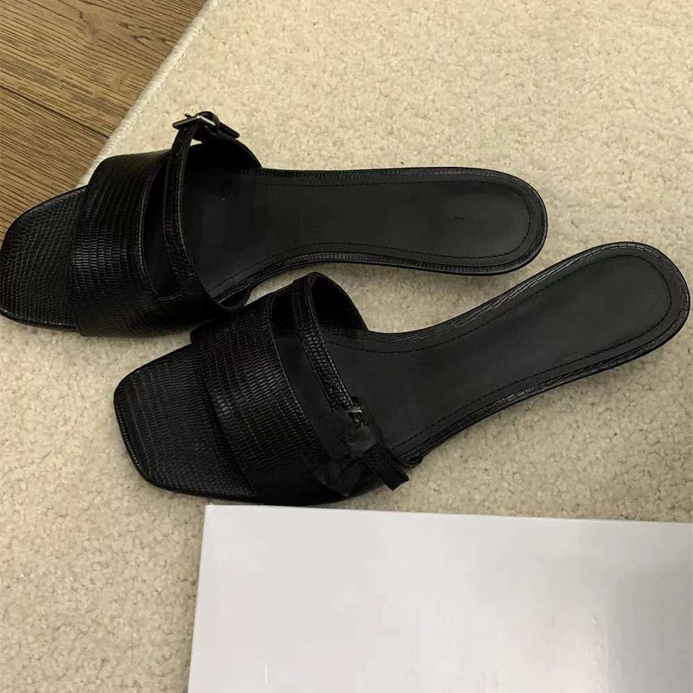 Версия из овчины ~ Французские нишевые кошачие кошки с буквами тапочки женские надеть 2025 новые летние модные холодные тапочки