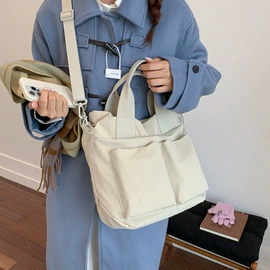 女士单肩包;女士斜挎包;休闲背包