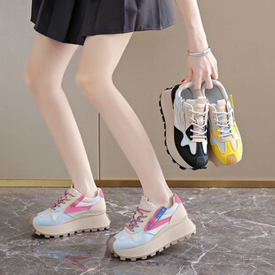 ins�n���U���ϵ�ЬŮ2026�ļ��¿�͸���p��W�����e�\��ЬHL873-1