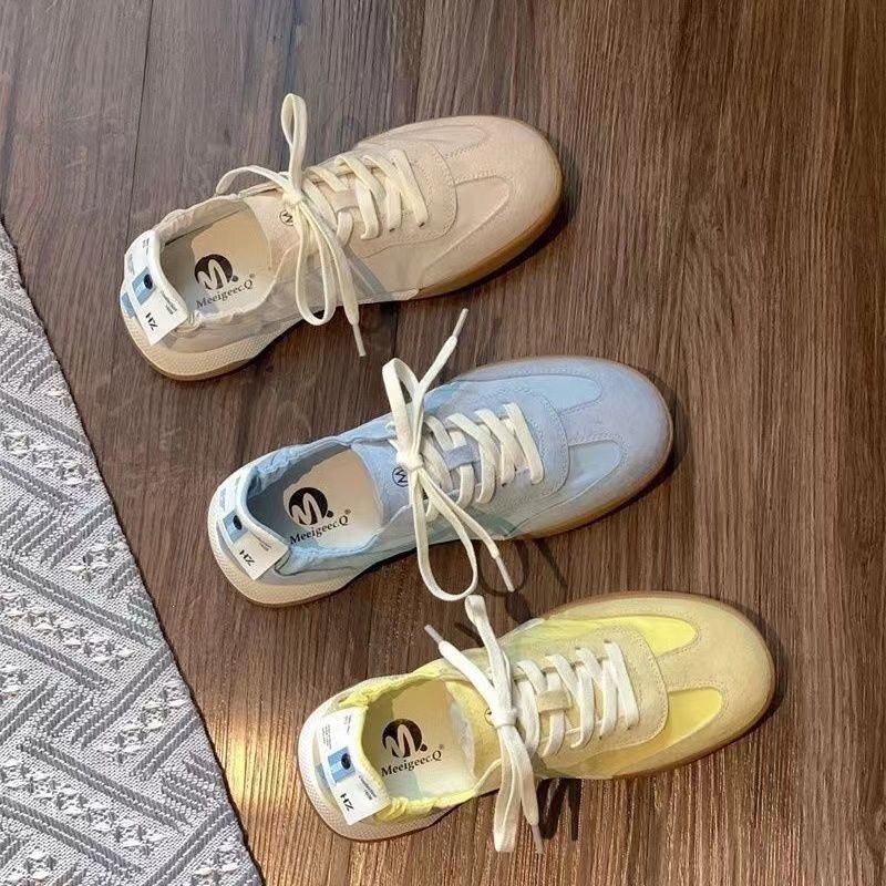 2026 Flat Soft-Soled Ins Running Shoes Cheap Shoes German Training Shoes Dopamine Women's Shoes Thin-Soled Standing Shoes