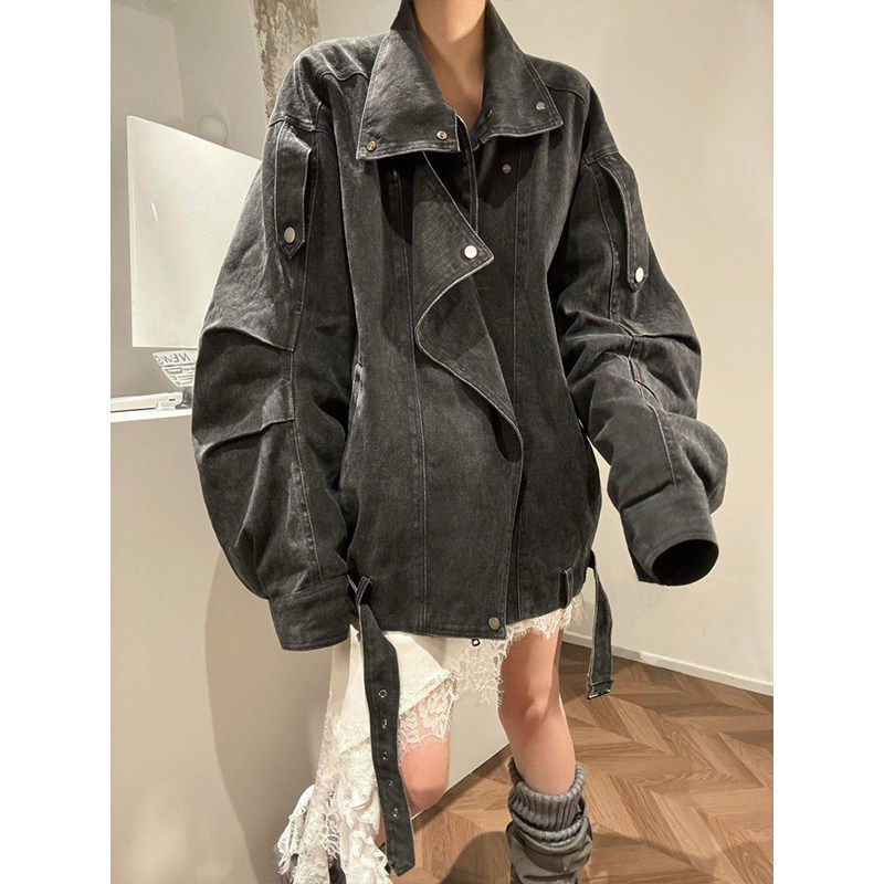 Early spring retro distressed denim jacket with faded collar, slimming and petite fit, loose long-sleeved short top