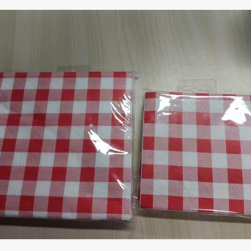 Red checkered napkin party table decoration for holiday and birthday picnic with 25 napkins