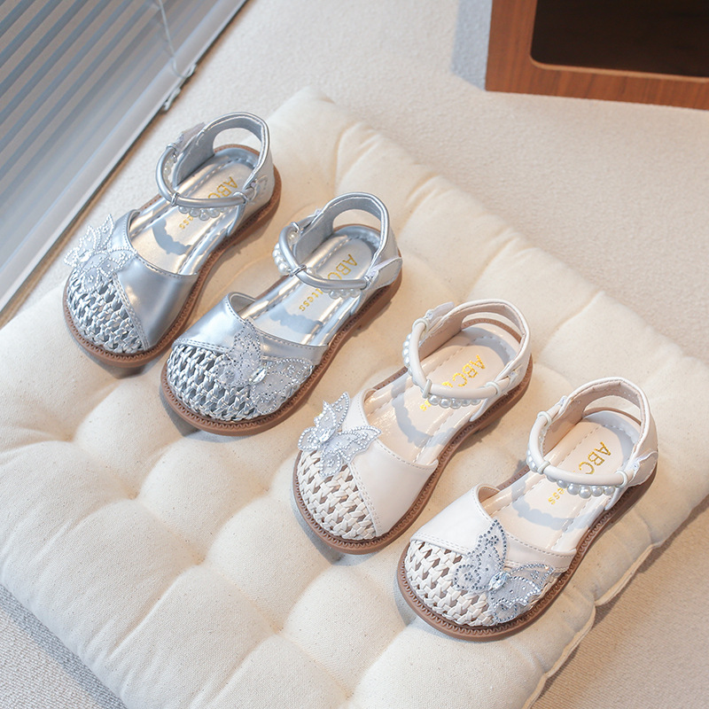 Zapatos de perlas huecas para niñas, 2026 verano, nuevos zapatos infantiles de moda universal, zapatos de princesa, sandalias image 5
