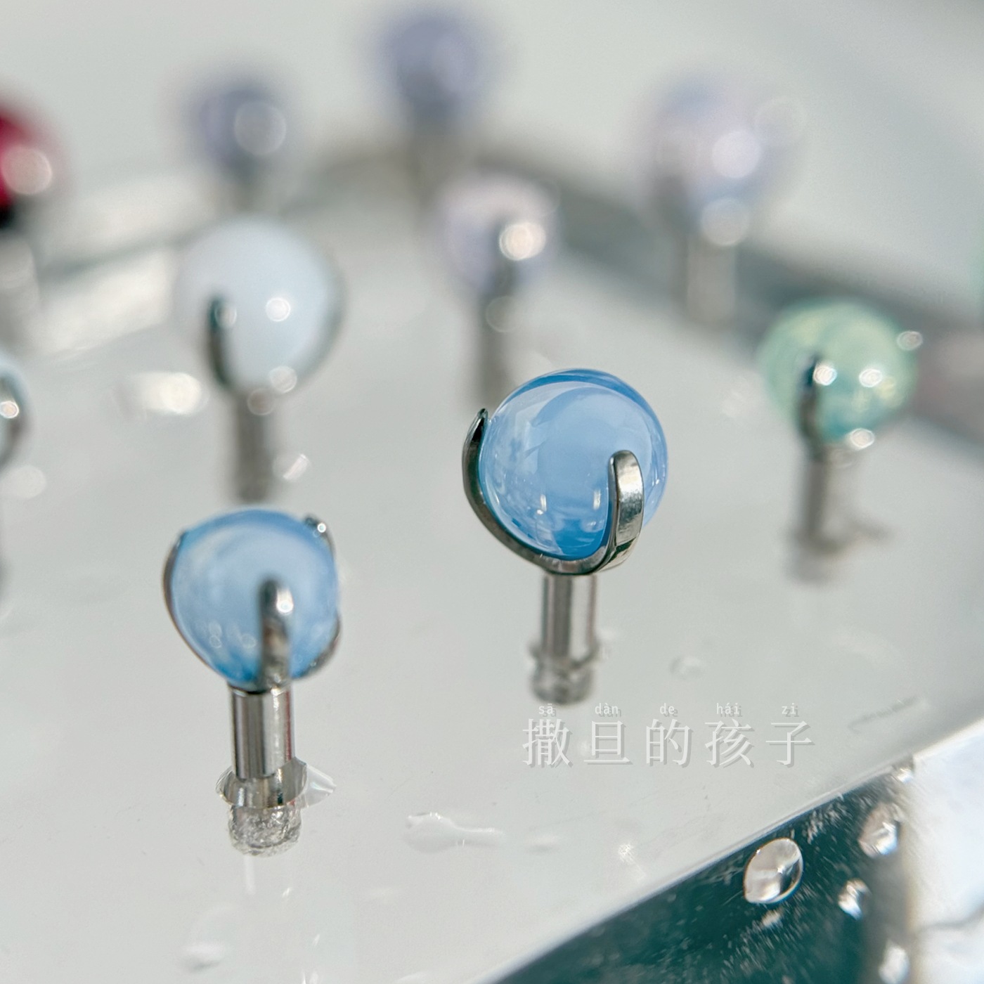 Pointed titanium steel lip stud product view